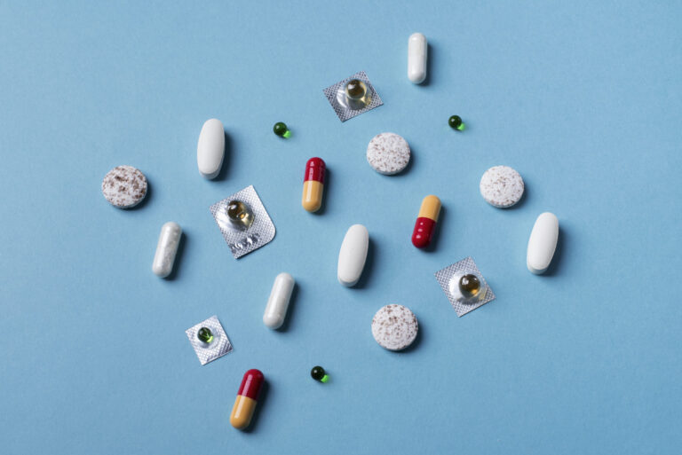 top-view-medical-pills